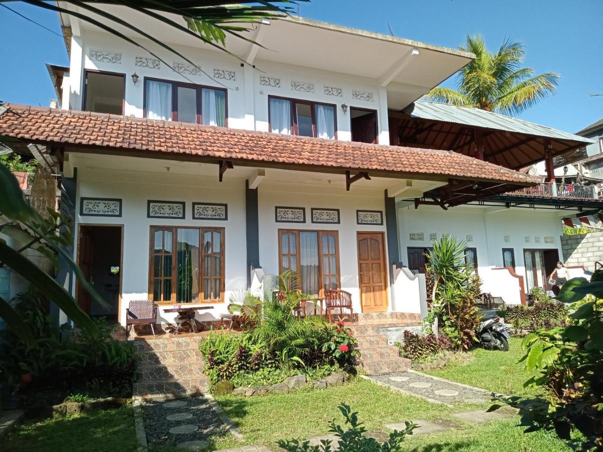 Aris Homestay And Warung Made Мундук Екстер'єр фото