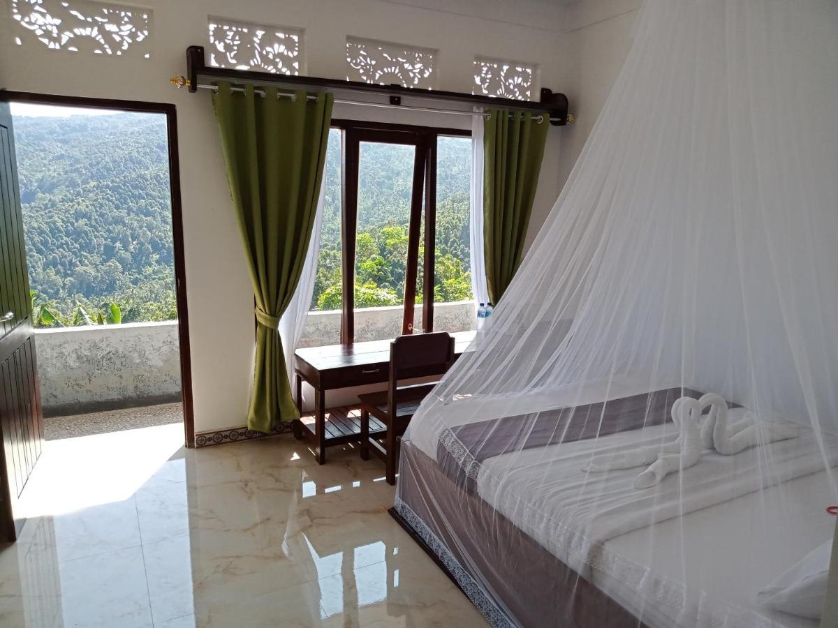 Aris Homestay And Warung Made Мундук Екстер'єр фото