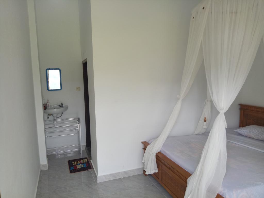 Aris Homestay And Warung Made Мундук Екстер'єр фото